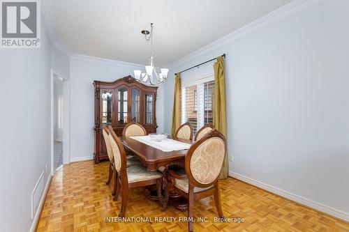 12 Giotto Crescent, Vaughan, ON - Indoor Photo Showing Dining Room