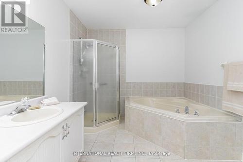 12 Giotto Crescent, Vaughan (Maple), ON - Indoor Photo Showing Bathroom