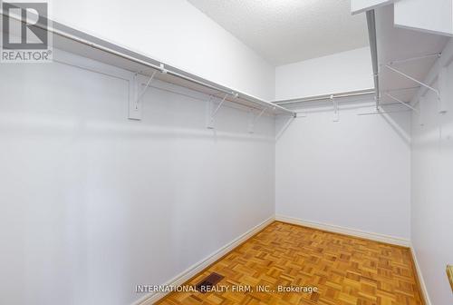 12 Giotto Crescent, Vaughan (Maple), ON - Indoor With Storage