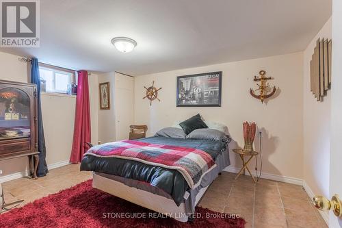 1567 Hwy 7A, Kawartha Lakes, ON - Indoor Photo Showing Bedroom