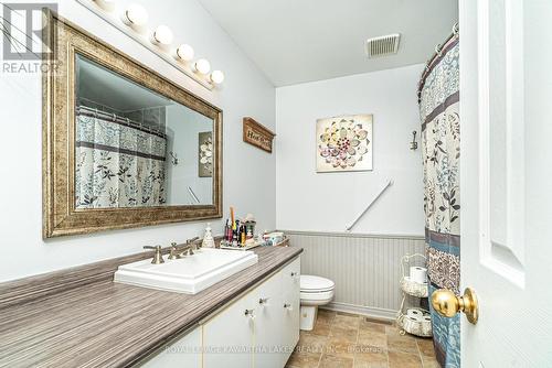 46 Grant Drive, Kawartha Lakes, ON - Indoor Photo Showing Bathroom