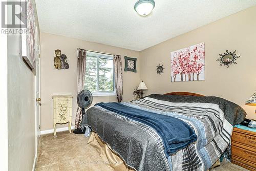 46 Grant Drive, Kawartha Lakes, ON - Indoor Photo Showing Bedroom