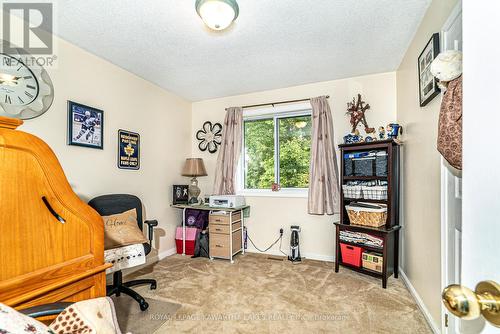 46 Grant Drive, Kawartha Lakes, ON - Indoor Photo Showing Other Room