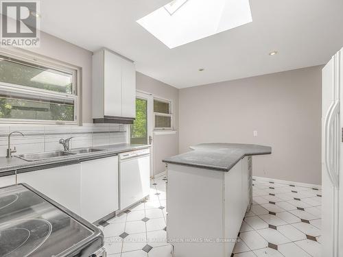 48 Bannatyne Drive, Toronto (St. Andrew-Windfields), ON - Indoor Photo Showing Kitchen With Double Sink