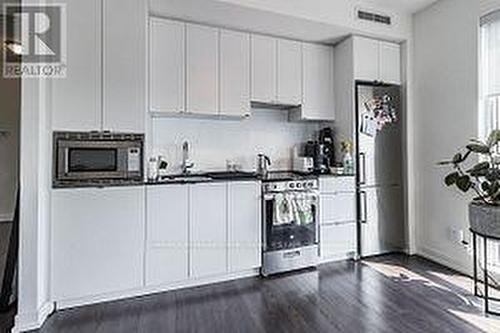 602 - 49 East Liberty Street, Toronto (Niagara), ON - Indoor Photo Showing Kitchen