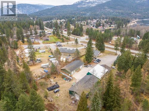 1700 Sandner Frontage Road, Christina Lake, BC 