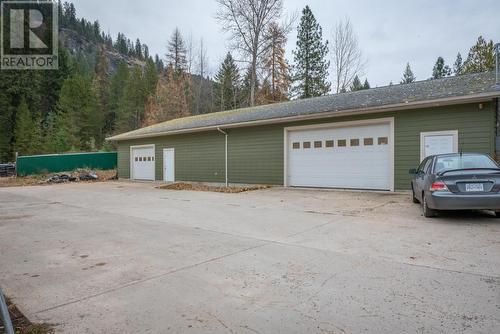 1700 Sandner Frontage Road, Christina Lake, BC 