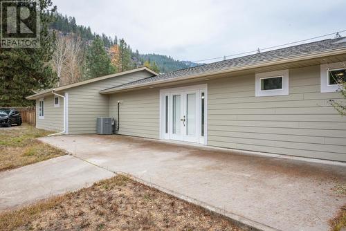 1700 Sandner Frontage Road, Christina Lake, BC 