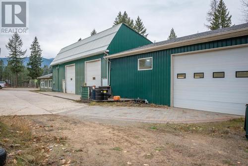 1700 Sandner Frontage Road, Christina Lake, BC 