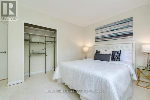 106 - 75 Scarborough Road, Toronto (The Beaches), ON - Indoor Photo Showing Bedroom