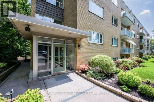 106 - 75 Scarborough Road, Toronto (The Beaches), ON - Outdoor