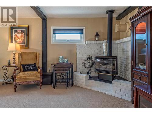 1687 Pleasant Valley Road, Spallumcheen, BC - Indoor With Fireplace
