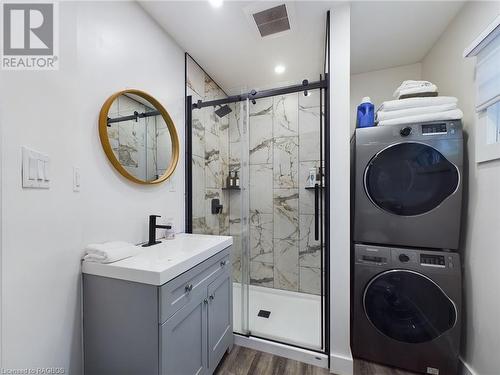 125 Hemlock Street, Point Clark, ON - Indoor Photo Showing Laundry Room