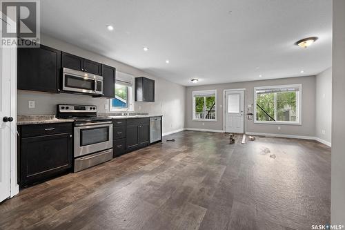 651 Wascana Street, Regina, SK - Indoor Photo Showing Kitchen