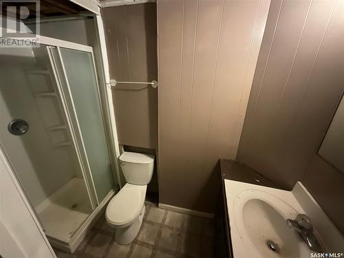 217 Railway Street W, Blaine Lake, SK - Indoor Photo Showing Bathroom