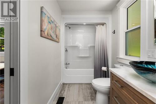 28 School Lane, Shediac Cape, NB - Indoor Photo Showing Bathroom