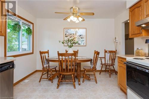 1740 Cassells Street, North Bay, ON - Indoor Photo Showing Dining Room