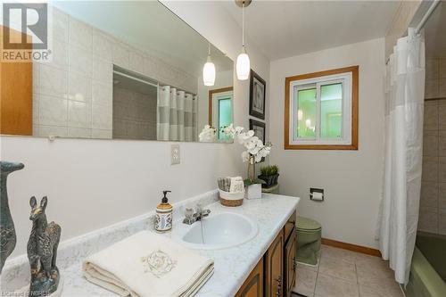 1740 Cassells Street, North Bay, ON - Indoor Photo Showing Bathroom