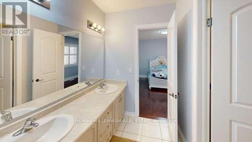 80 Hanbury Crescent, Brampton, ON - Indoor Photo Showing Bathroom