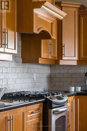 44 Jenny Court, Hamilton (Stoney Creek), ON - Indoor Photo Showing Kitchen