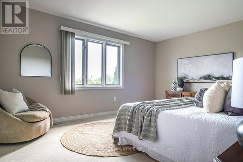 44 Jenny Court, Hamilton (Stoney Creek), ON - Indoor Photo Showing Bedroom