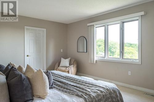 44 Jenny Court, Hamilton (Stoney Creek), ON - Indoor Photo Showing Bedroom