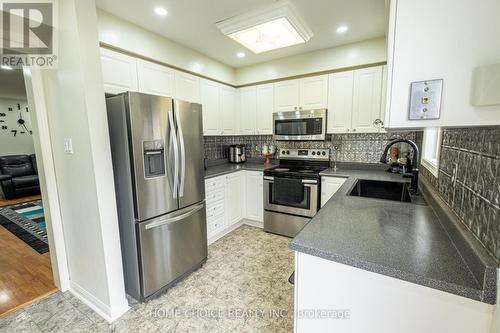 306 Swindells Street, Clarington, ON - Indoor Photo Showing Kitchen