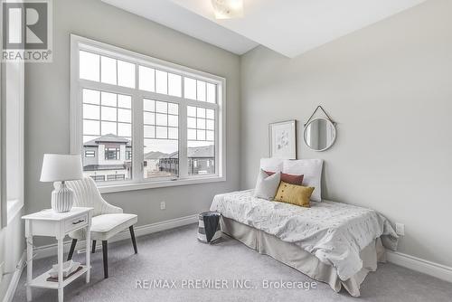 12 Mckean Drive, Whitchurch-Stouffville (Stouffville), ON - Indoor Photo Showing Bedroom