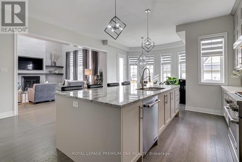 79 Wilkie Avenue, King (Nobleton), ON - Indoor Photo Showing Kitchen With Upgraded Kitchen