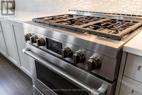 79 Wilkie Avenue, King (Nobleton), ON - Indoor Photo Showing Kitchen