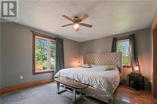 953 Lilac Road, Kawartha Lakes, ON - Indoor Photo Showing Bedroom