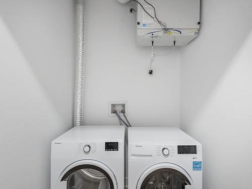 Laundry room - 5-1969 Av. De L'Église, Montréal (Le Sud-Ouest), QC - Indoor Photo Showing Laundry Room