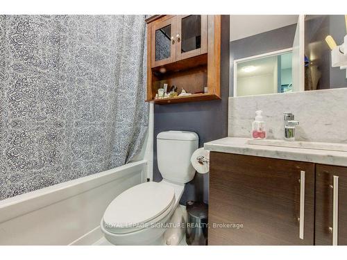 1008-83 Redpath Ave, Toronto, ON - Indoor Photo Showing Bathroom