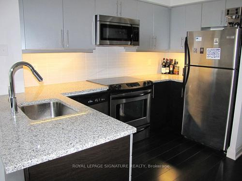 1008-83 Redpath Ave, Toronto, ON - Indoor Photo Showing Kitchen With Stainless Steel Kitchen With Upgraded Kitchen