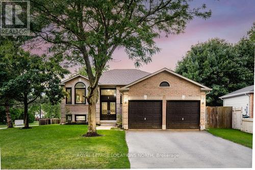 1 Timberland Crescent, Wasaga Beach, ON - Outdoor With Facade