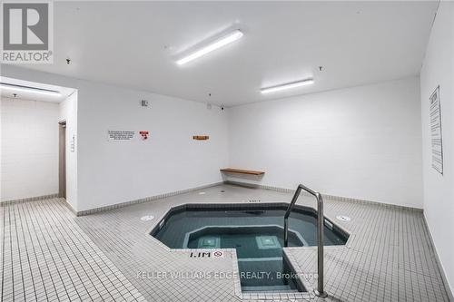 809 - 5080 Pinedale Avenue, Burlington, ON - Indoor Photo Showing Other Room With In Ground Pool