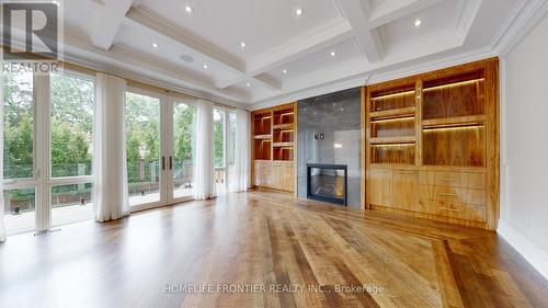 73 Lord Seaton Road, Toronto (St. Andrew-Windfields), ON - Indoor With Fireplace