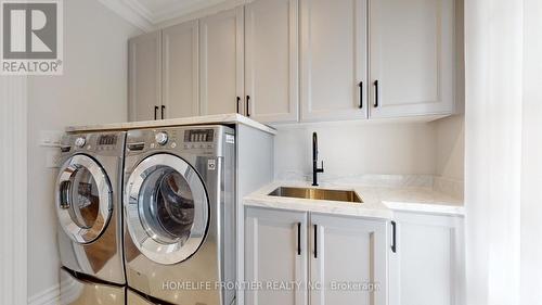 73 Lord Seaton Road, Toronto (St. Andrew-Windfields), ON - Indoor Photo Showing Laundry Room