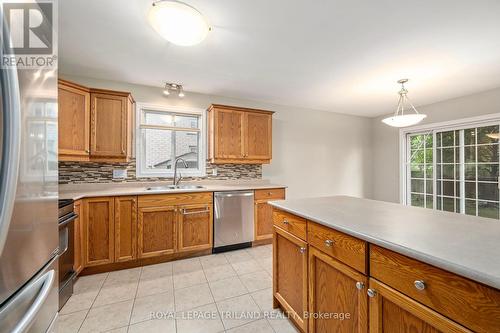 806 Marigold Street, London, ON - Indoor Photo Showing Kitchen With Double Sink