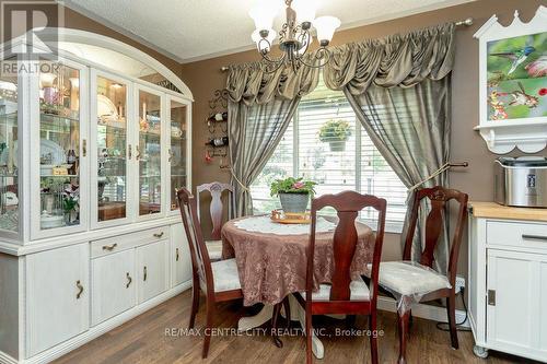 589 Elm Street, St. Thomas, ON - Indoor Photo Showing Dining Room