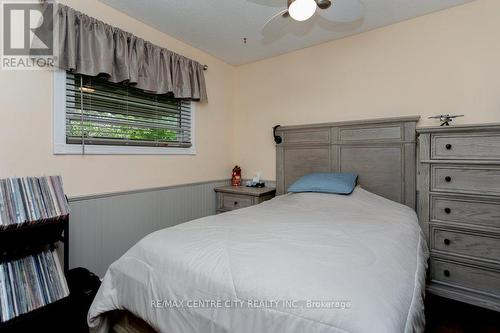 589 Elm Street, St. Thomas, ON - Indoor Photo Showing Bedroom