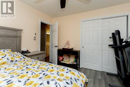 589 Elm Street, St. Thomas, ON - Indoor Photo Showing Bedroom