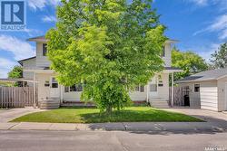 786/788 Lenore DRIVE  Saskatoon, SK S7K 6A8