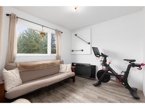 485 Halpin Street, Kimberley, BC - Indoor Photo Showing Gym Room