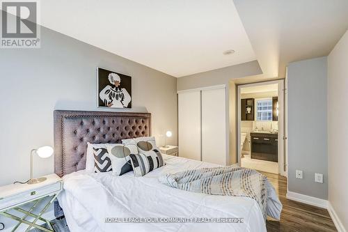 821 - 19 Singer Court, Toronto (Bayview Village), ON - Indoor Photo Showing Bedroom