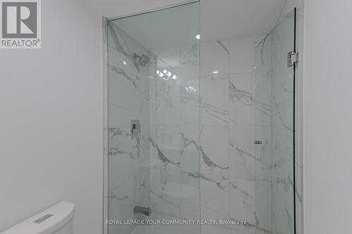 301 - 47 Mutual Street, Toronto, ON - Indoor Photo Showing Bathroom