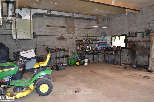 1604 69, The Archipelago, ON - Indoor Photo Showing Garage