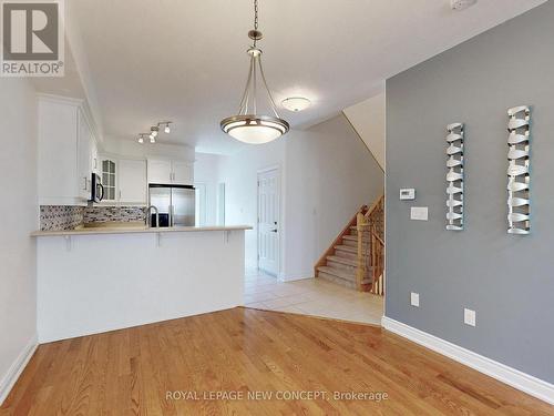 11 - 125 Huronia Road, Barrie (Painswick North), ON - Indoor Photo Showing Kitchen