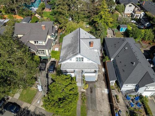 2651 Cedar Hill Rd, Victoria, BC 