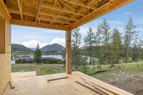 2843 Canyon Crest Drive, West Kelowna, BC - Outdoor